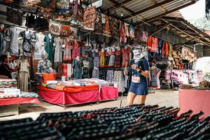 BIB: 
                            <button type="button" onclick="openModal(25551614)" class="btn btn-primary btn-sm float-right btn-popup" data-toggle="modal" data-target=".modal-high-quality">
                        <i class="fas fa-shopping-cart"></i> Add to Cart
                    </button>
                                            <button type="button" onclick="isThisMe(25551614, true)" class="btn btn-success btn-sm float-right btn-popup btn-isme hidden" data-toggle="tooltip" data-placement="bottom" title="นี่คือรูปของคุณใช่ไหม คลิกที่นี่เพื่อเอาเข้าอัลบั้ม">
                        <i class="fas fa-plus"></i> Add to album
                    </button>
                    <button type="button" onclick="isThisMe(25551614, false)" class="btn btn-warning btn-sm float-right btn-popup btn-isnotme hidden">
                        <i class="fas fa-ban"></i> Remove from album
                    </button>